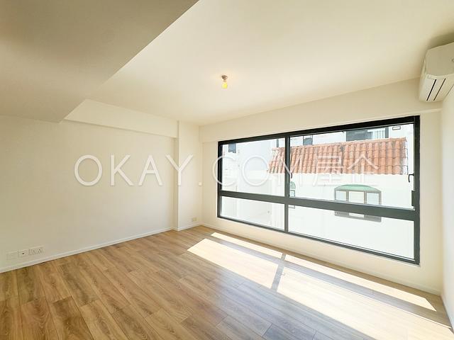 Aqua 33 | Aqua 33, Pokfulam - 3 Bed, 2 Bath, 1,257
