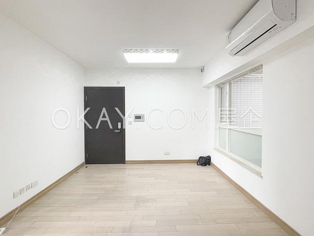 Centrestage | Centrestage, Sheung Wan - 3 Bed, 1