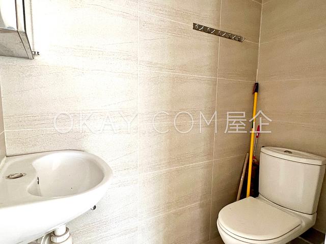 King Cheung Mansions | King Cheung Mansions, Happy