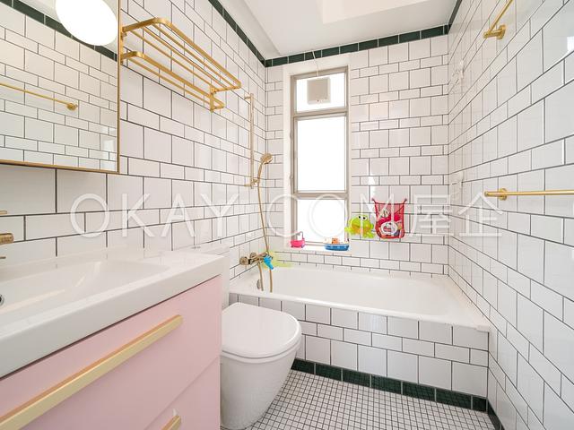 Island Crest | Island Crest, Sai Ying Pun - 3 Bed,