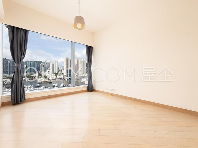 Larvotto | Larvotto, Aberdeen - 3 Bed, 2 Bath,