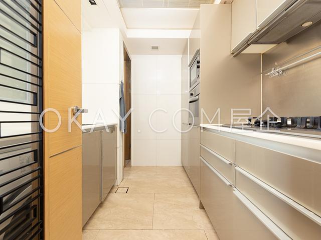 Larvotto | Larvotto, Aberdeen - 3 Bed, 2 Bath,