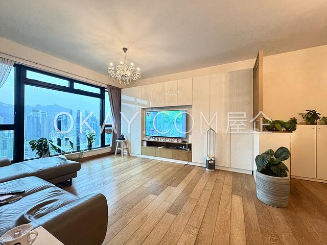 The Leighton Hill | The Leighton Hill, Happy