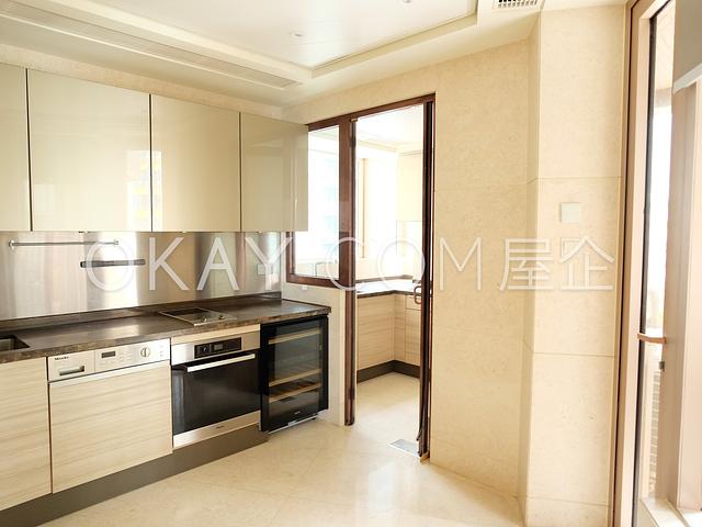 Cadogan | Cadogan, Western District - 3 Bed, 2