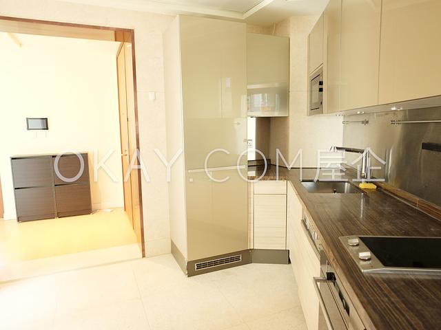Cadogan | Cadogan, Western District - 3 Bed, 2