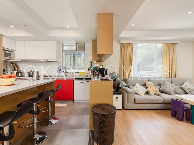 Glamour Court | Glamour Court, Pokfulam - 3 Bed, 2