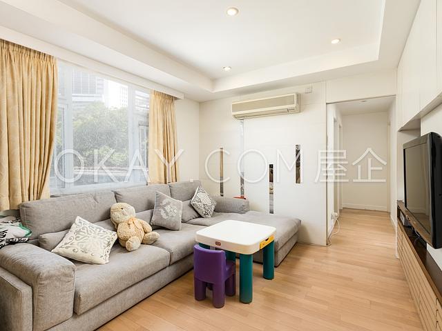 Glamour Court | Glamour Court, Pokfulam - 3 Bed, 2