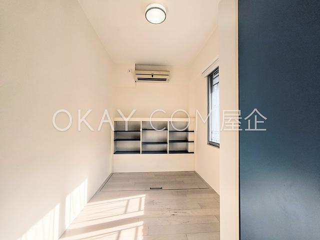 Sunlight Court | Sunlight Court, Pokfulam - 3 Bed,