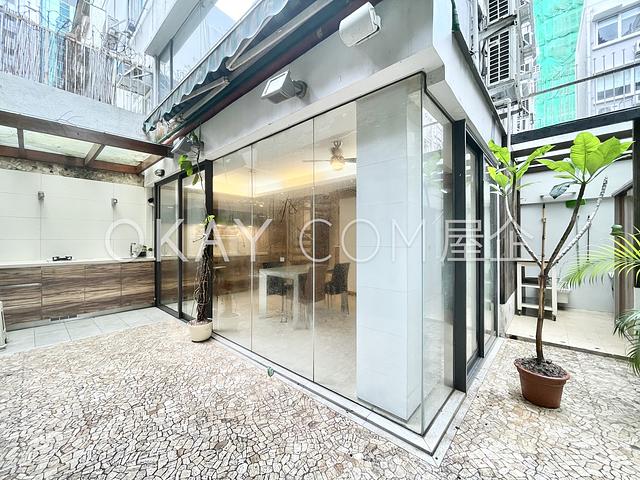 Mayfair Court | Mayfair Court, Happy Valley - 1
