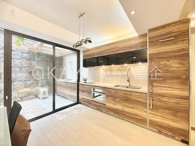 Mayfair Court | Mayfair Court, Happy Valley - 1