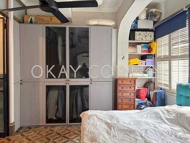 9-11 Sing Woo Road | 9-11 Sing Woo Road, Happy