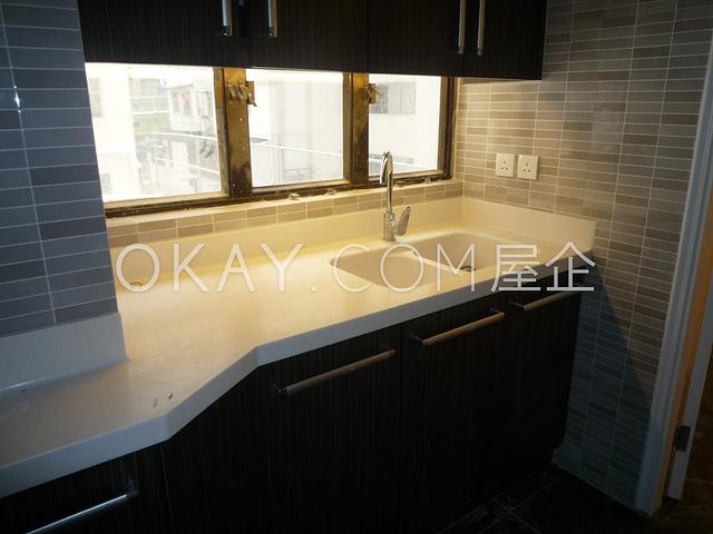 Victoria Court | Victoria Court, Tin Hau - 3 Bed,
