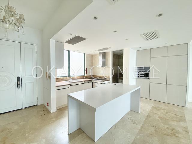 Regalia Bay | Regalia Bay, Stanley - 6 Bed, 4