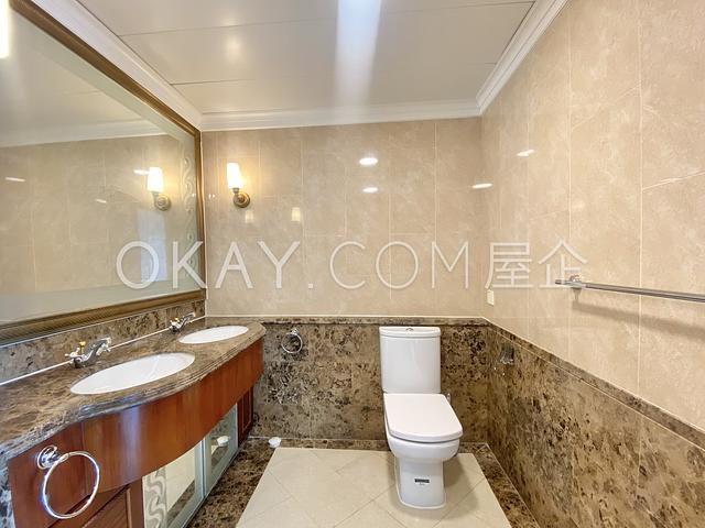 Regalia Bay | Regalia Bay, Stanley - 6 Bed, 4