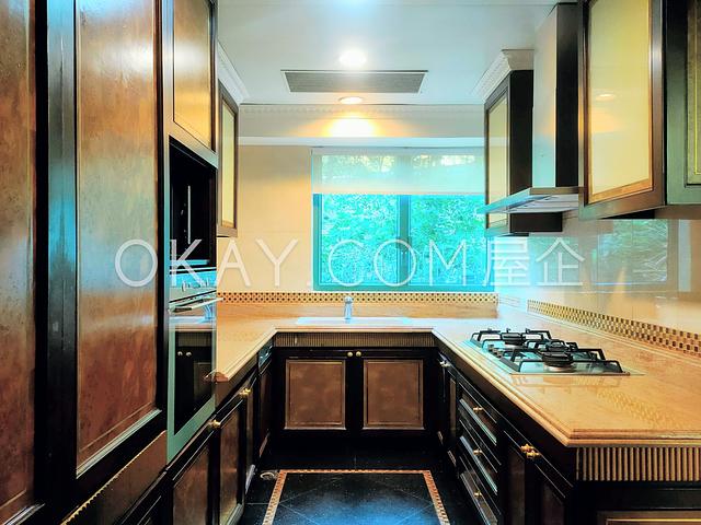 Regalia Bay | Regalia Bay, Stanley - 5 Bed, 4