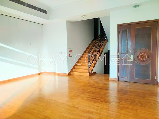 Regalia Bay | Regalia Bay, Stanley - 5 Bed, 4