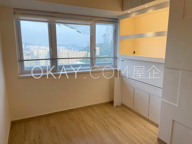 Hilltop | Hilltop, North Point Hill - 2 Bed, 2