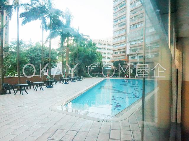 Hilltop | Hilltop, North Point Hill - 2 Bed, 2