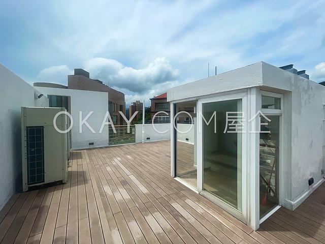 Wilhelmina | Wilhelmina, Repulse Bay - 4 Bed, 3