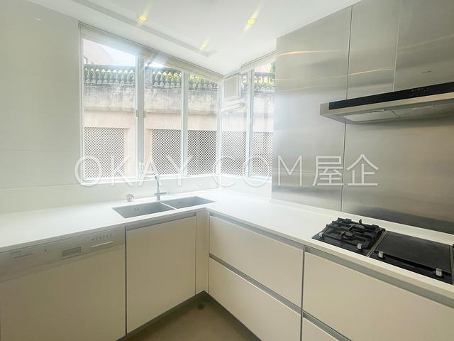 Wilhelmina | Wilhelmina, Repulse Bay - 4 Bed, 3
