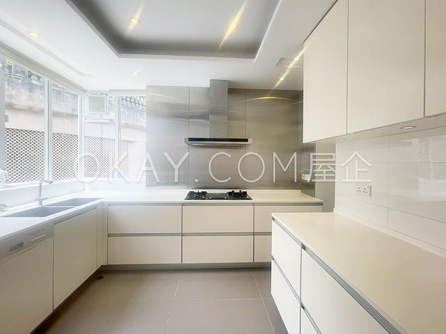 Wilhelmina | Wilhelmina, Repulse Bay - 4 Bed, 3