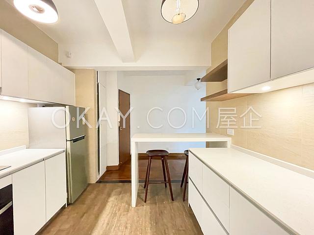 Mountain View Court | Mountain View Court,