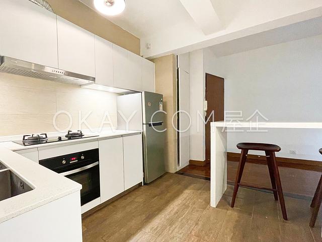 Mountain View Court | Mountain View Court,