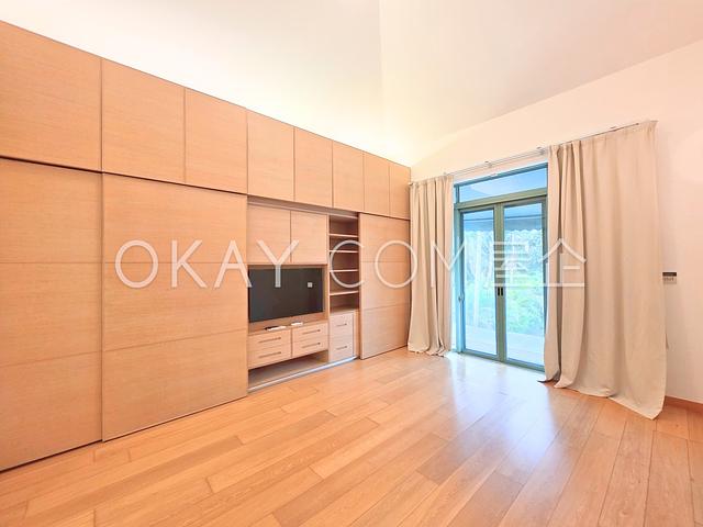 Siena One (House) | Siena One (House), Discovery
