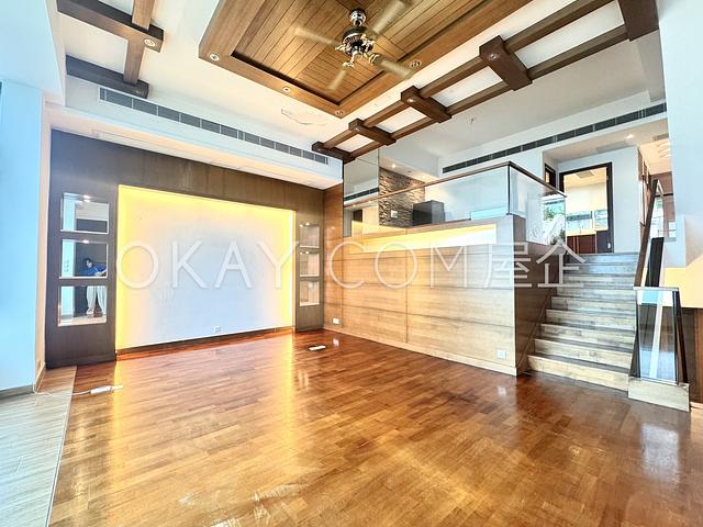 Regalia Bay | Regalia Bay, Stanley - 5 Bed, 4