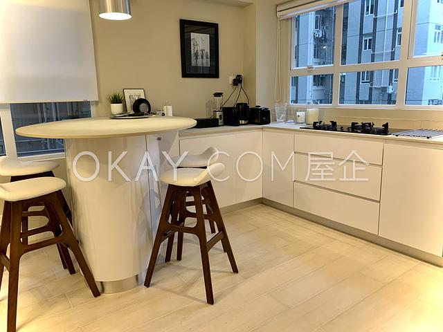 Ying Fai Court | Ying Fai Court, Mid-levels West -
