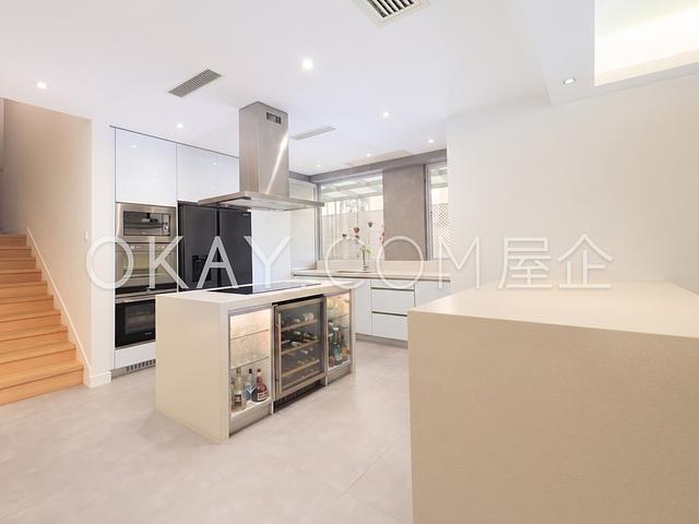 Beach Village - Seahorse Lane | Beach Village -