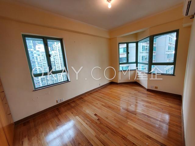 Goldwin Heights | Goldwin Heights, Mid-levels West
