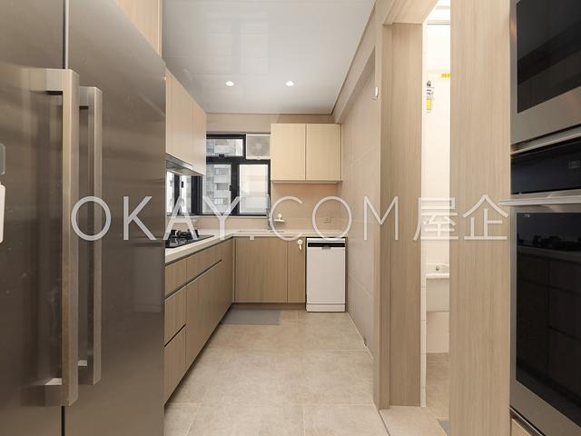 Elegant Terrace | Elegant Terrace, Mid-levels West