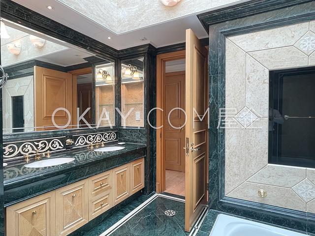 Le Palais | Le Palais, Tai Tam - 4 Bed, 3 Bath,