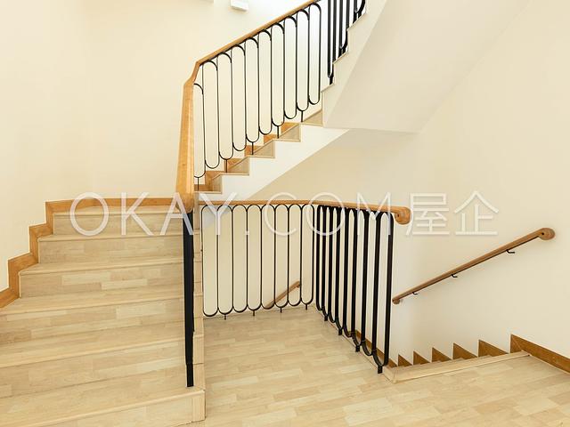 Redhill Peninsula - Cedar Drive | Redhill
