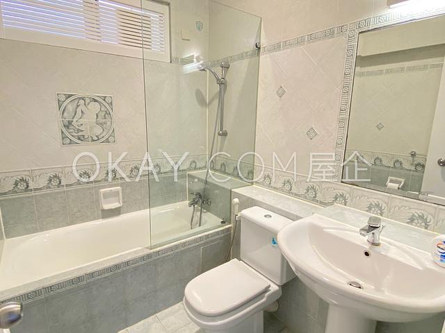 Headland Village - Seabee Lane | Headland Village