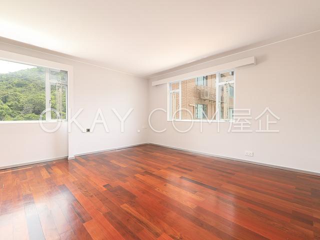 Butler Towers | Butler Towers, Jardine's Lookout -
