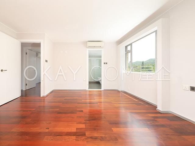Butler Towers | Butler Towers, Jardine's Lookout -