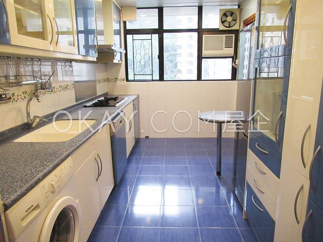 Clovelly Court | Clovelly Court, Mid-levels
