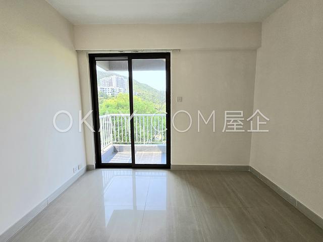Hillgrove Village - Glamour Court | Hillgrove
