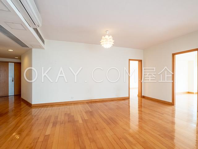 La Mer | La Mer, Pokfulam - 3 Bed, 2 Bath, 1,636