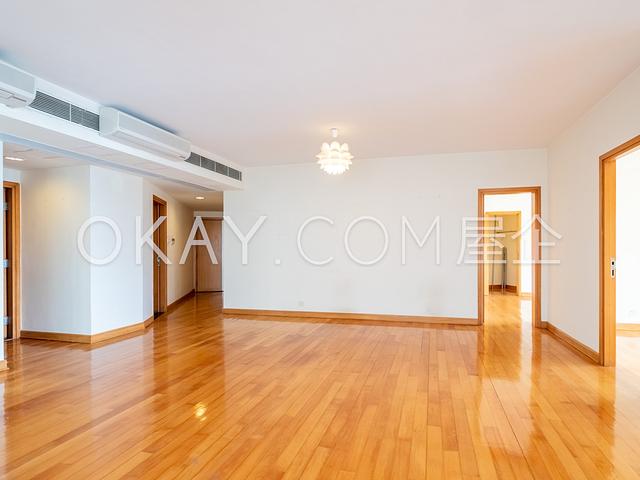 La Mer | La Mer, Pokfulam - 3 Bed, 2 Bath, 1,636