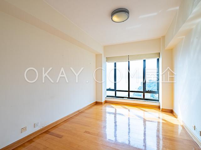 La Mer | La Mer, Pokfulam - 3 Bed, 2 Bath, 1,636