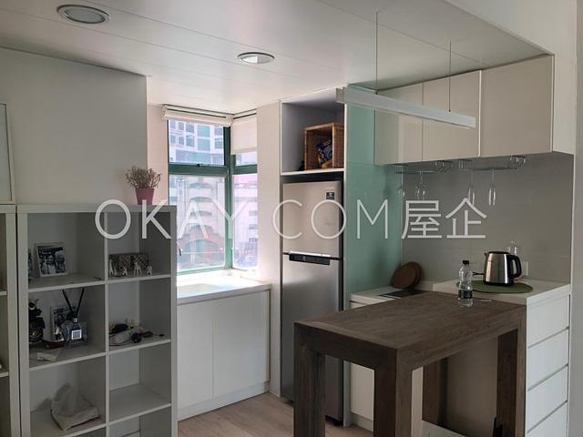 Peaksville | Peaksville, Mid-levels West - 2 Bed,