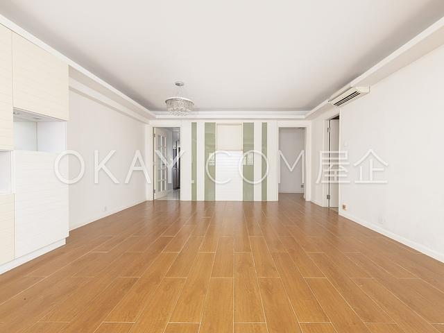 Parisian | Parisian, Stanley - 3 Bed, 2 Bath,