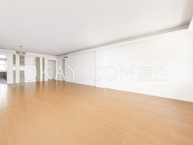 Parisian | Parisian, Stanley - 3 Bed, 2 Bath,