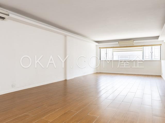 Parisian | Parisian, Stanley - 3 Bed, 2 Bath,