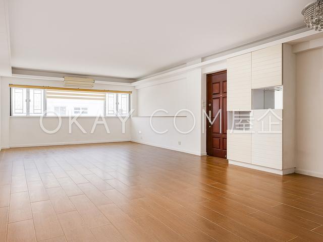 Parisian | Parisian, Stanley - 3 Bed, 2 Bath,