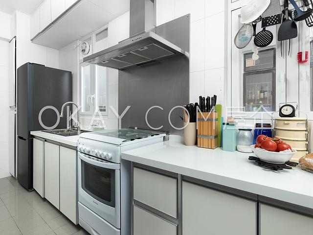Sunlight Court | Sunlight Court, Pokfulam - 3 Bed,