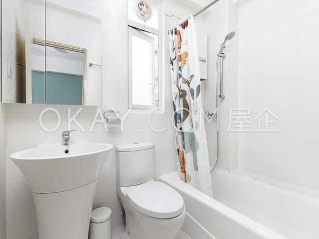 Sunlight Court | Sunlight Court, Pokfulam - 3 Bed,